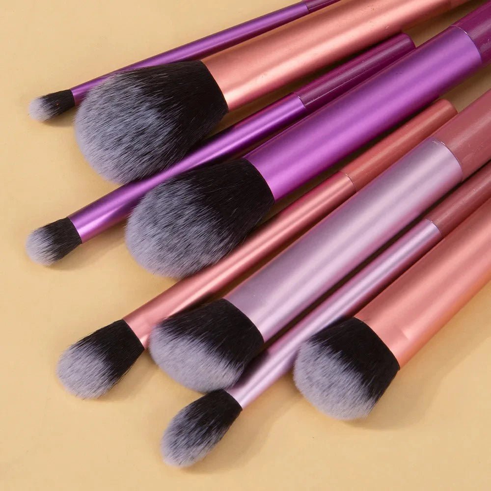 8 - Piece Soft Makeup Brush Set - Roger's Spot